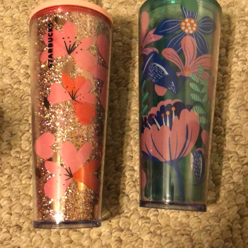 Starbucks pair